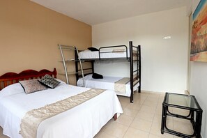 5 habitaciones y wifi