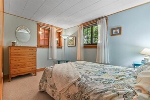 4 slaapkamers, een strijkplank/strijkijzer, wifi, beddengoed