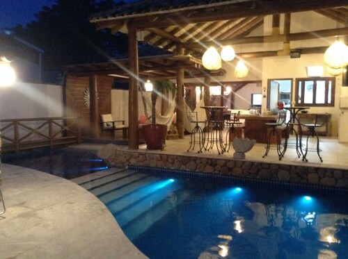 Haus in der Nähe von Strand, Pool, Grill, Holzofen, Klimaanlage, Wi-Fi