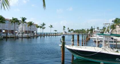 Entdecken Sie den Charme Island Living