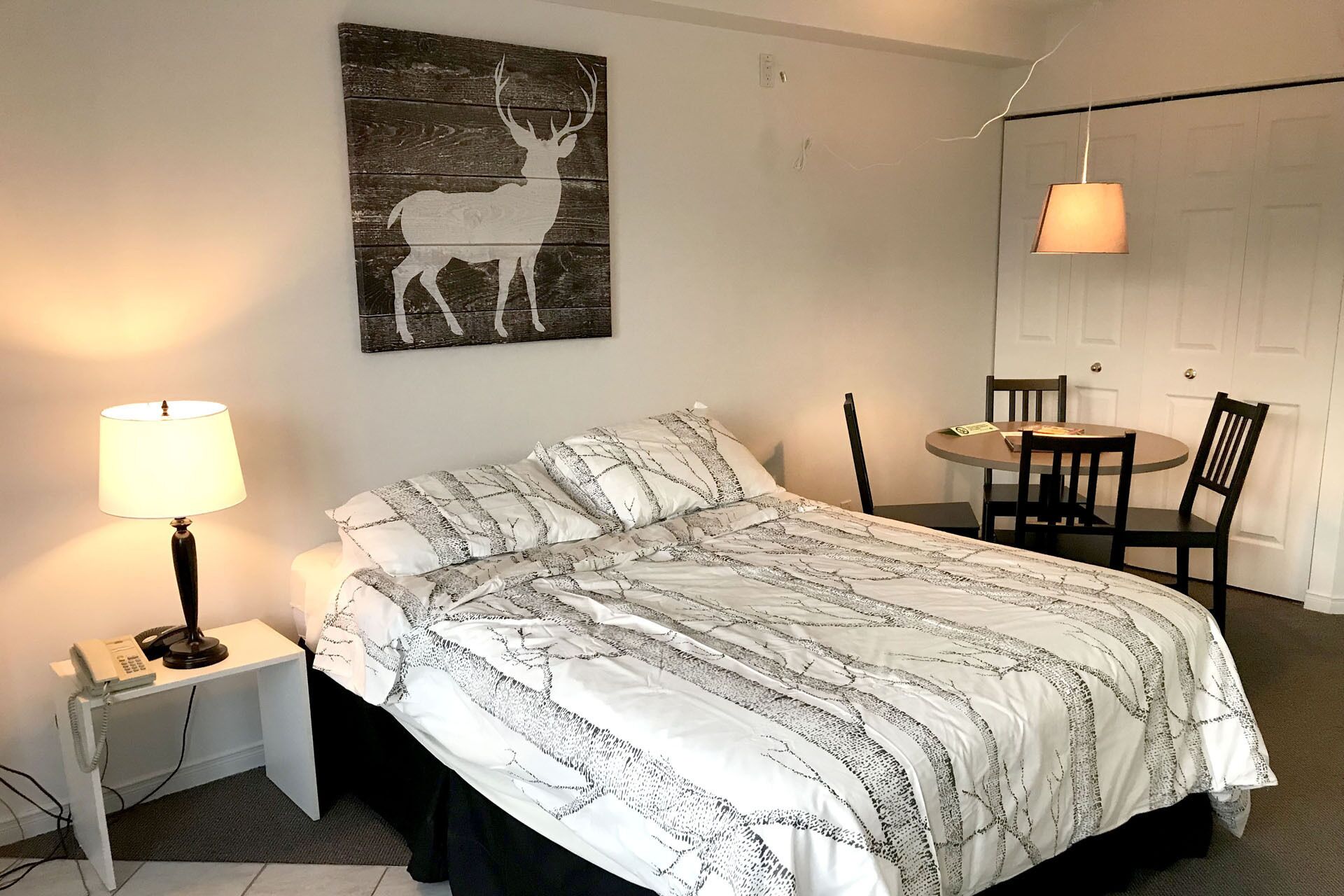 Mont Sainte Anne ,Le Massif Studio ski IN ski OUT Quebec city