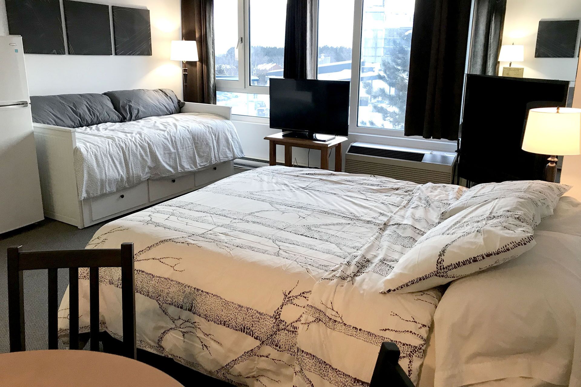 Mont Sainte Anne ,Le Massif Studio ski IN ski OUT Quebec city