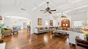 Smart TV, fireplace, DVD player, books