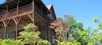All Year Mountain/Sunset Views ~ LAKE LURE OPENS MAY 15 2026