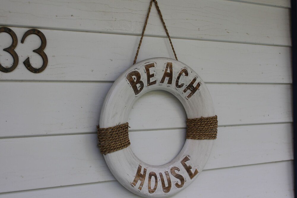 Avoca Beach Cape Cottage whole house to yourselves, walk to beach and shops