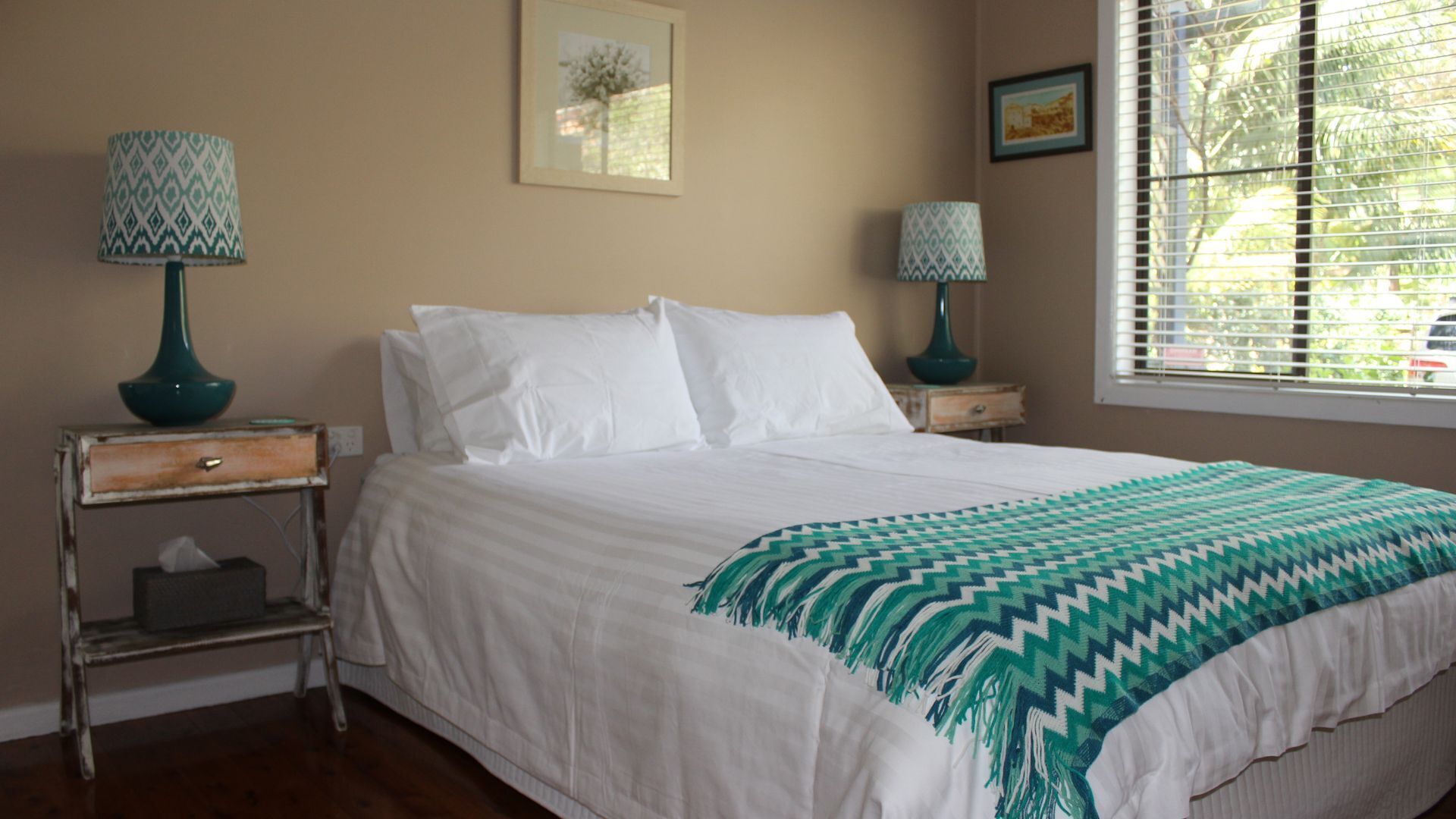 Avoca Beach Cape Cottage whole house to yourselves, walk to beach and shops