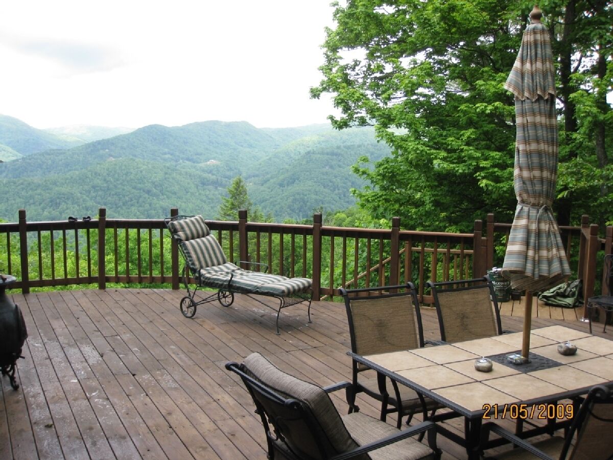 Infinity Ridge!  GREAT Sunset Views, near Chimney Rock Park