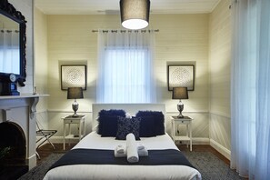 3 bedrooms, iron/ironing board, WiFi, bed sheets - Inglenook Cottage Healesville (Healesville)