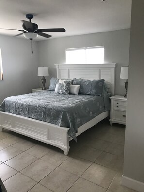 3 dormitorios, tabla de planchar con plancha, wifi gratis y ropa de cama