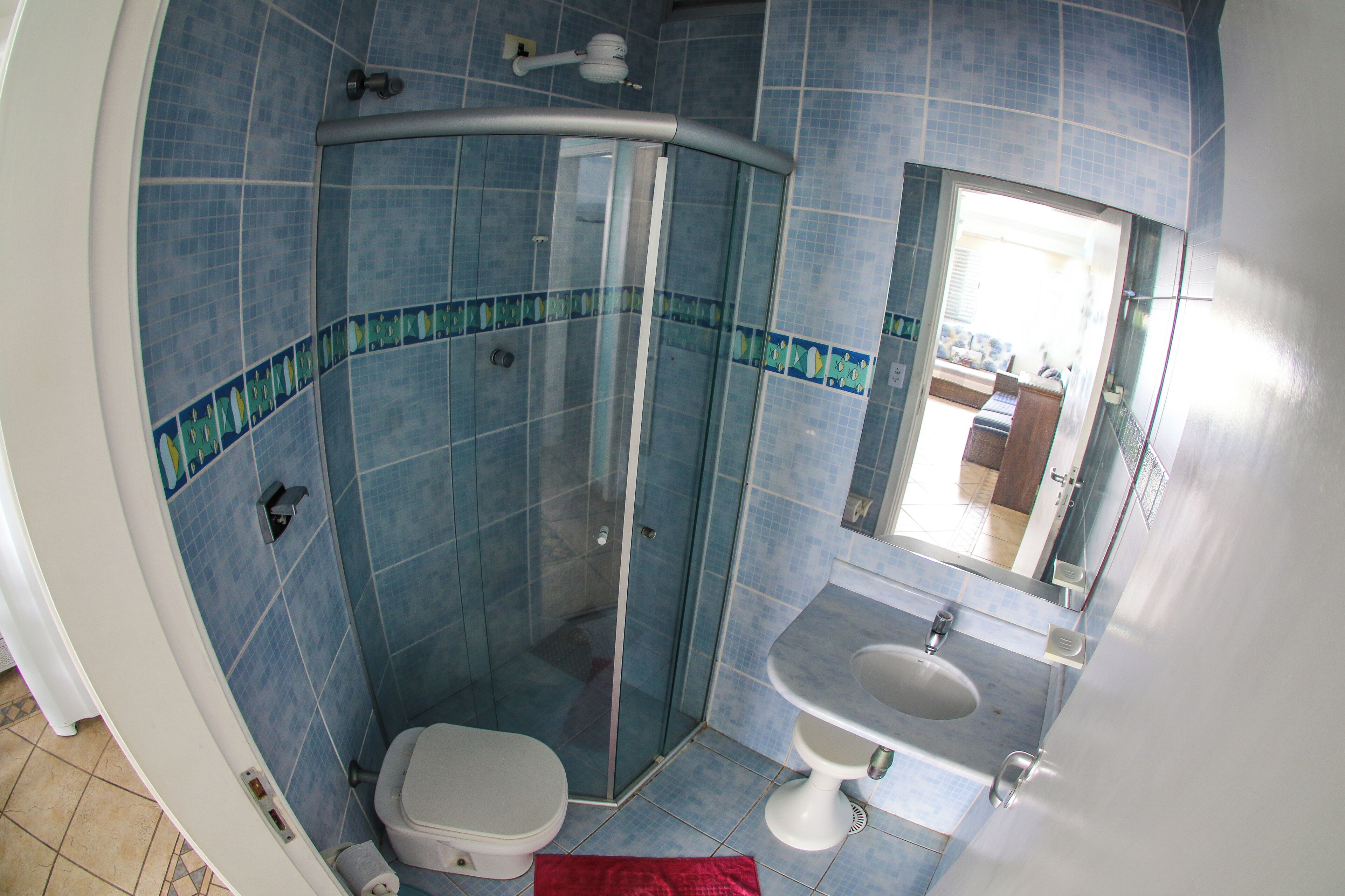 Shower, towels