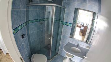 Shower, towels
