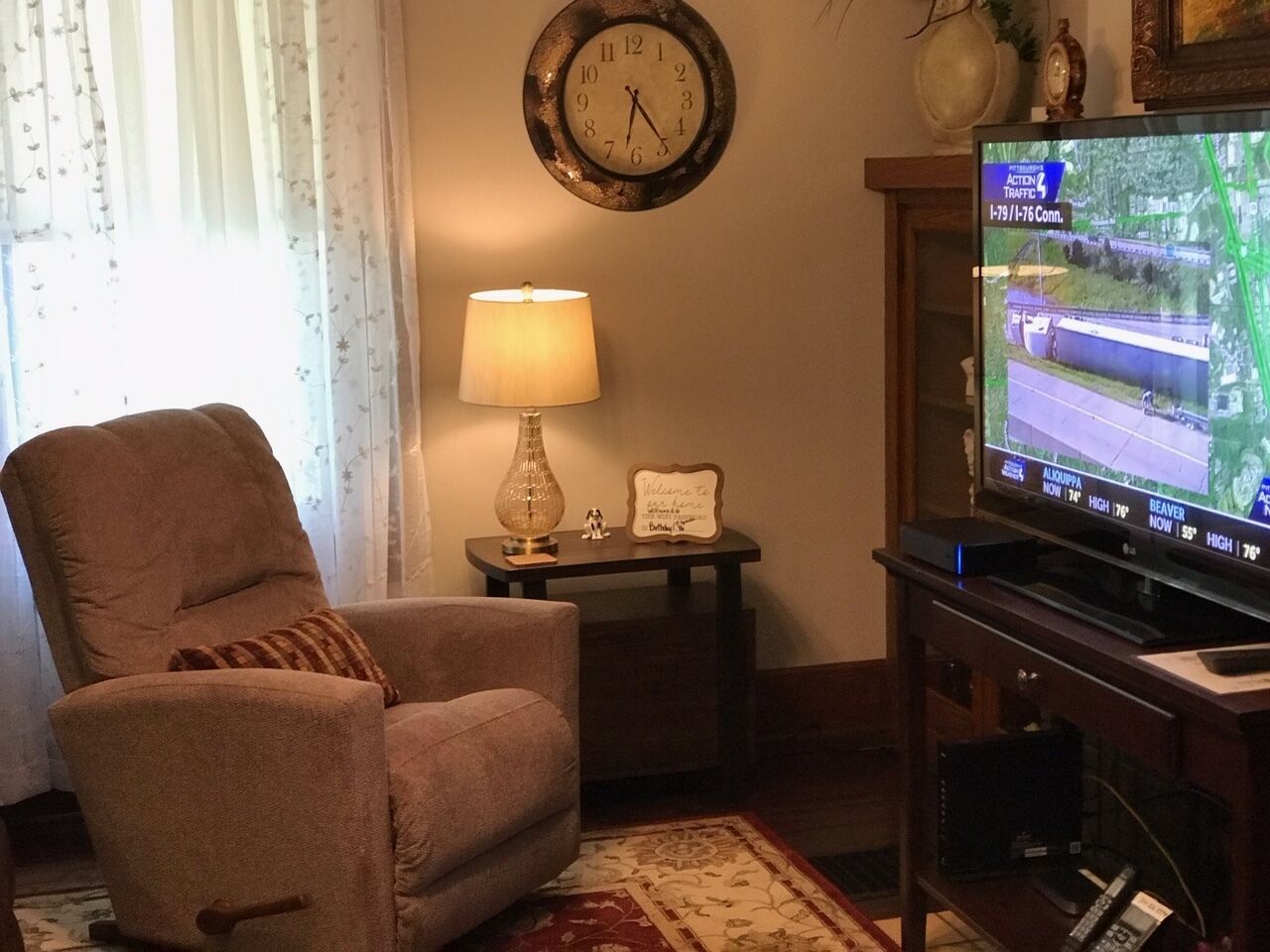 Country Setting- less then 2 miles to downtown Morgantown .