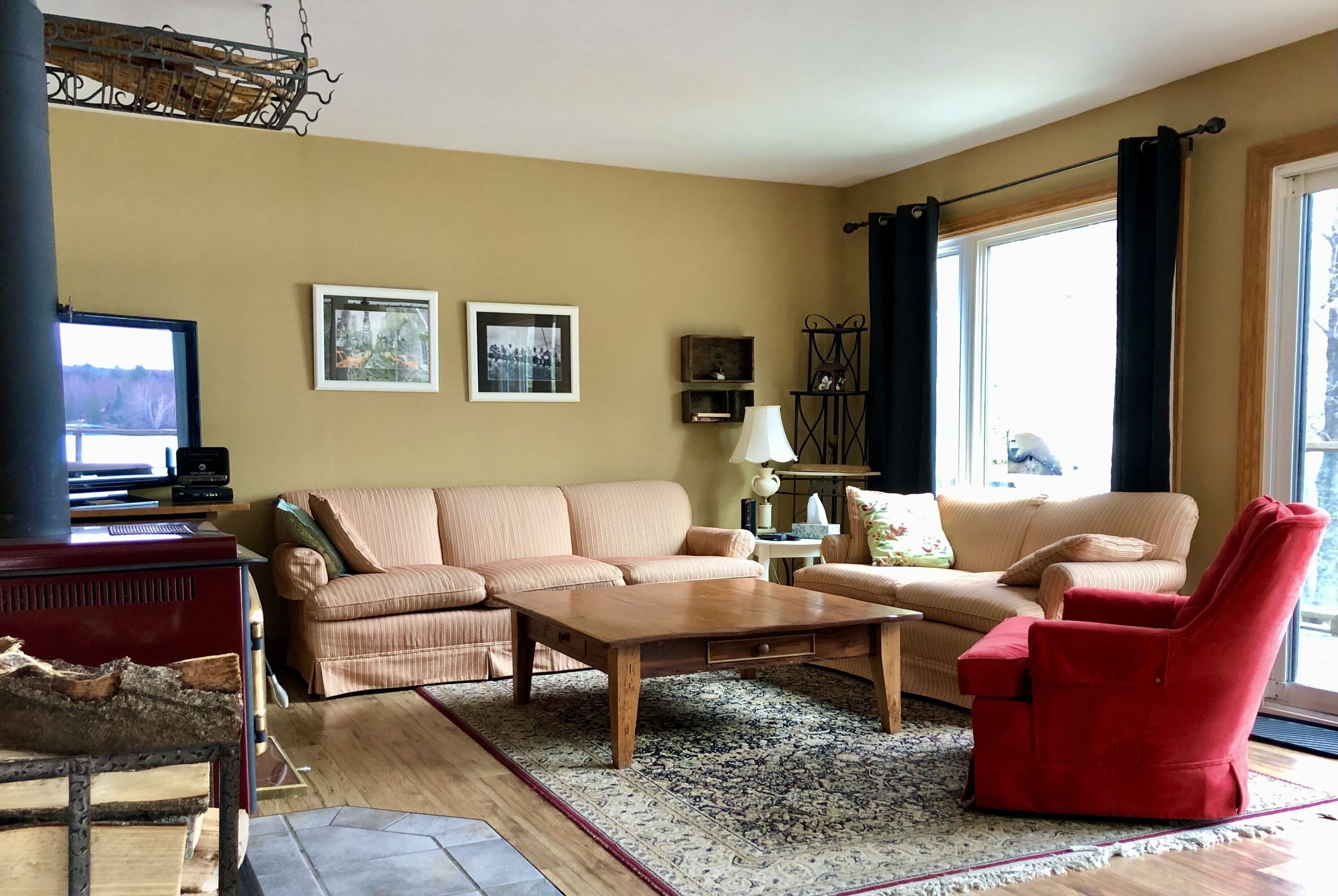 Awesome Buck Lake Cottage-8 Guests- Winterized- Relax, ATV, Sled, Canoe, Ski...