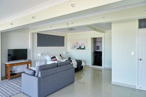 5 soverom, strykejern/-brett, wi-fi (inkludert) og sengetøy