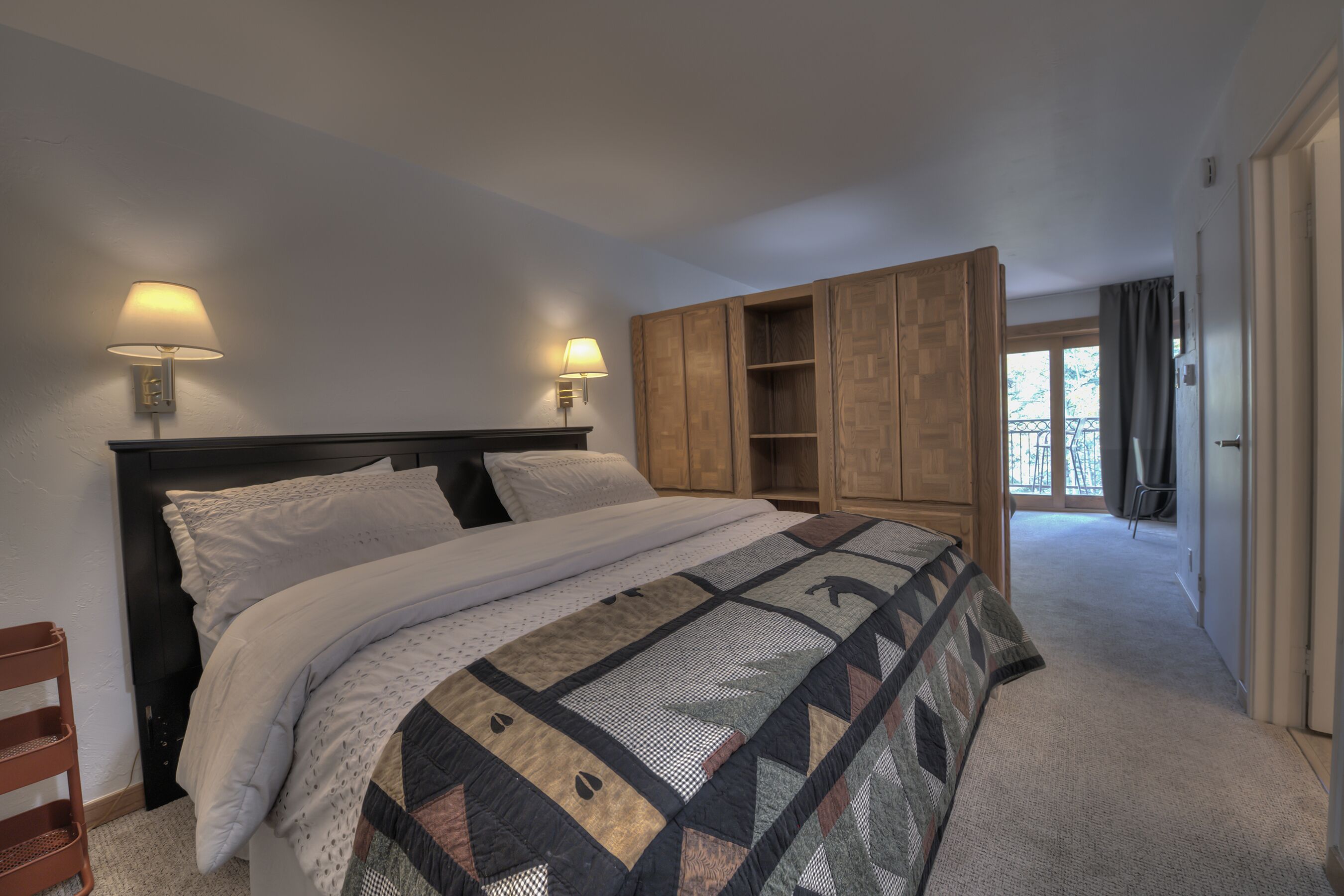 Strygejern/strygebræt, gratis Wi-Fi, sengetøj