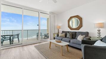 Smart TV, DVD player