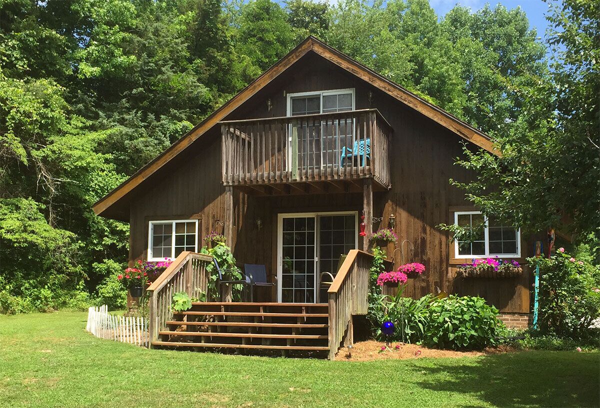 Fairy Tale Cottage in the Woods 