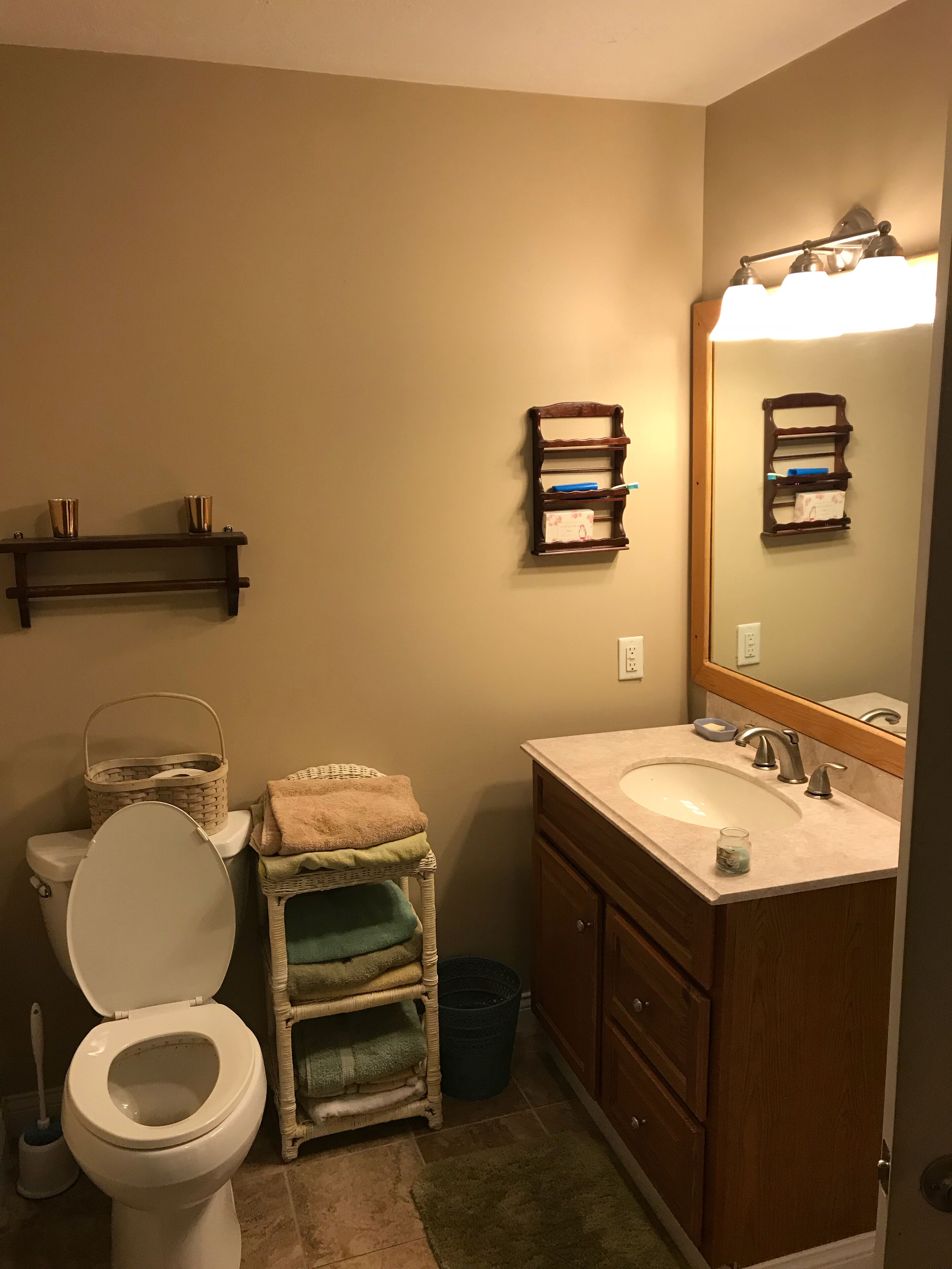 Springport Guesthouse at Lake Lillidel.