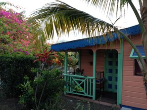 Exterior - COTTAGE Caribbean style  (Gros Islet)
