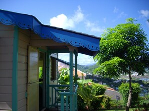 Property grounds - COTTAGE Caribbean style  (Gros Islet)