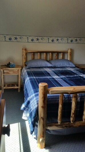 3 bedrooms, iron/ironing board, free WiFi, bed sheets - CHARITY - UPPER SILVER LAKE VACATION CABIN (Mears)