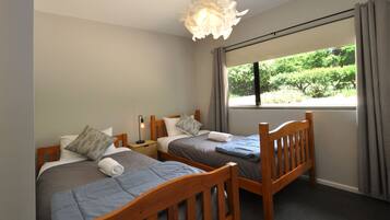 5 Schlafzimmer, Bügeleisen/Bügelbrett, Reisekinderbett, kostenloses WLAN