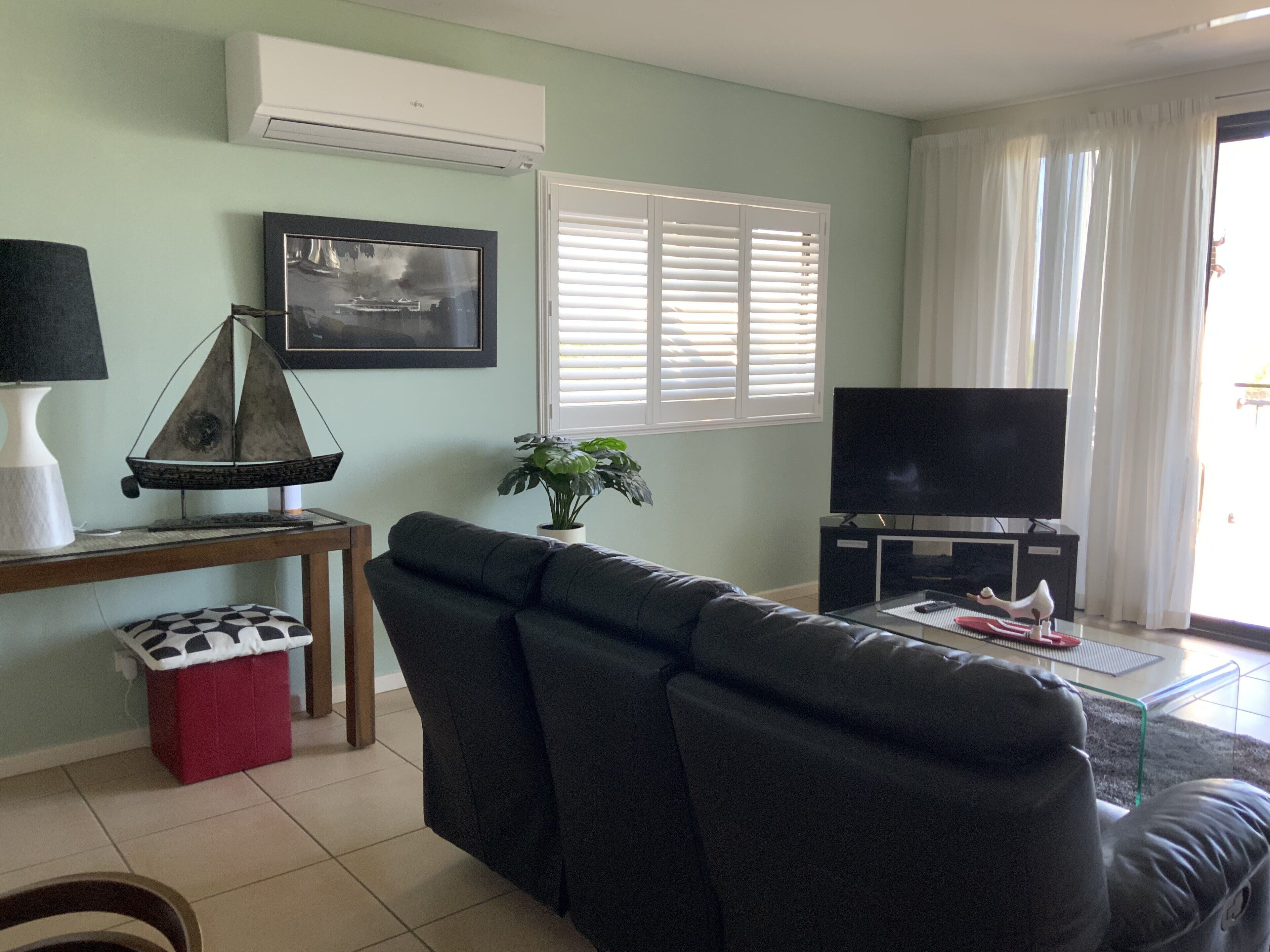 Smart TV, DVD player, books, video library