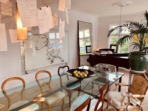 Dining - Beautiful Downtown Apartment (Reykjavik)