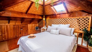 4 bedrooms - IDLE DAZE BEACH HOUSE (AGNES WATER)