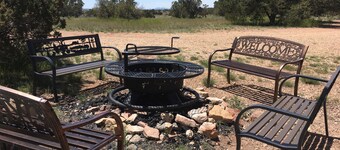 Popular Vacation Rental At The Grand Canyon, Make yourselves at Home!