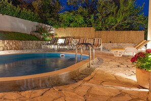 Piscine extérieure