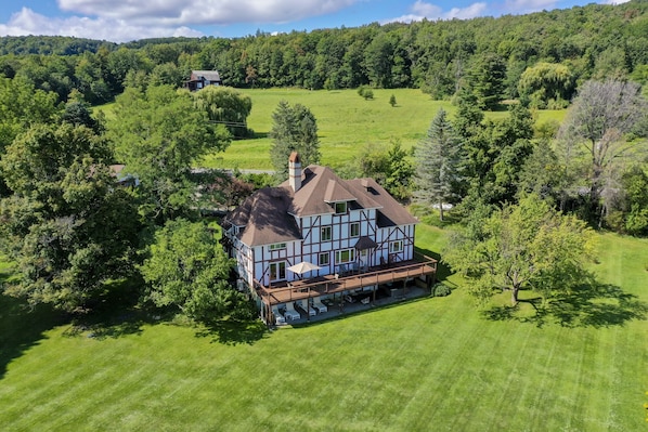 Exterior - Rent an entire lake-view estate in the heart of wine country!   (Hammondsport)