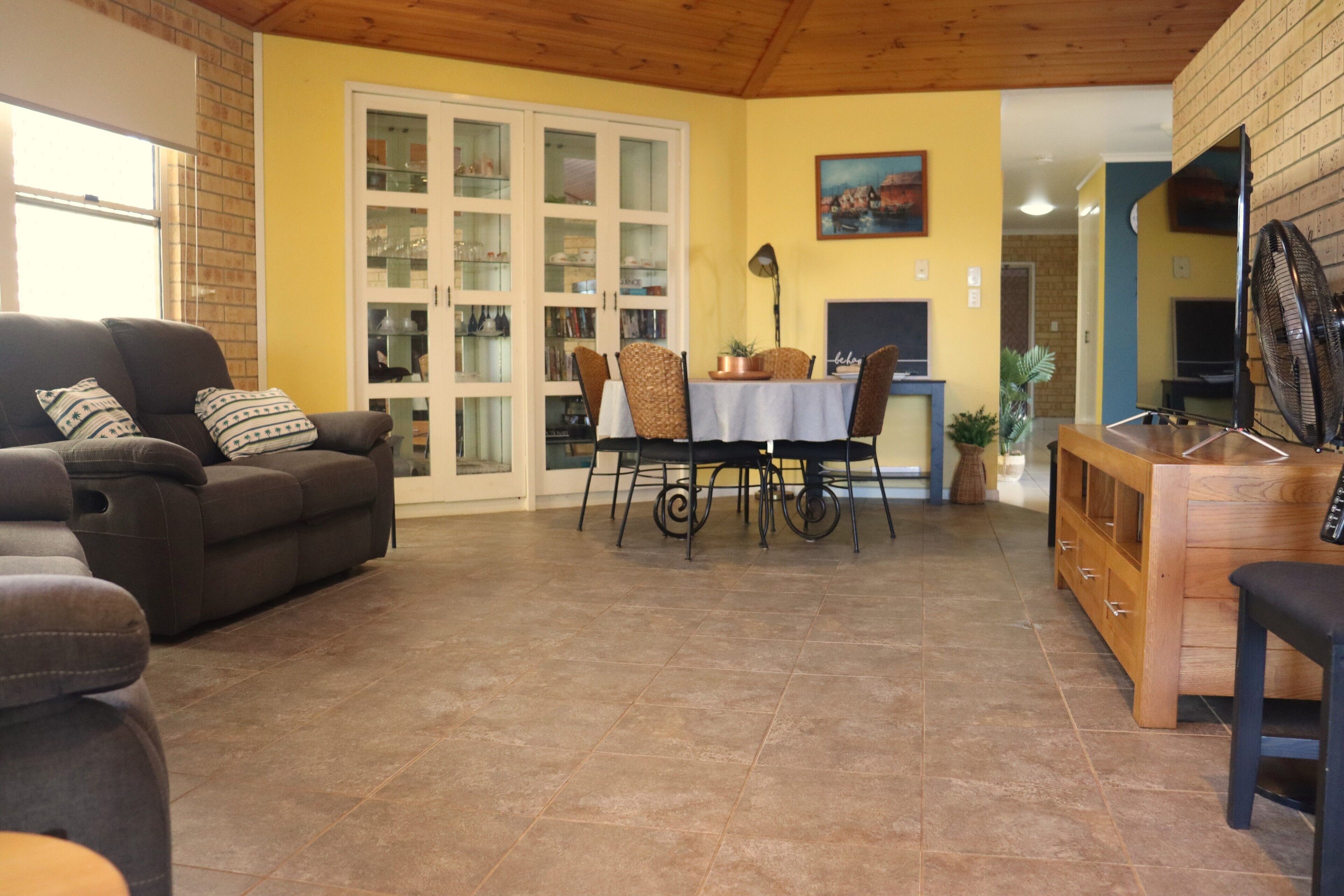 R & R - Family Beach House