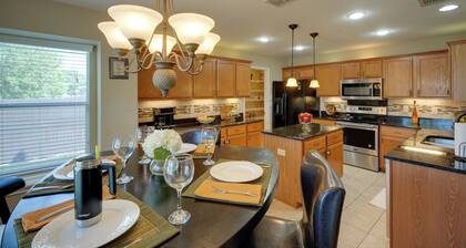 UUSI! San Antonio Home w / Pool Access - SeaWorldin kautta!