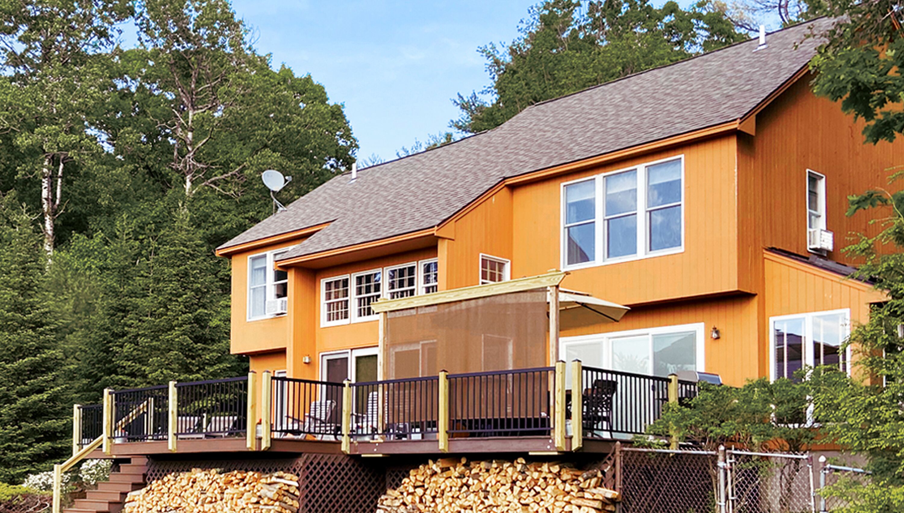 *** Beautiful Home & Gorgeous Views!! ***