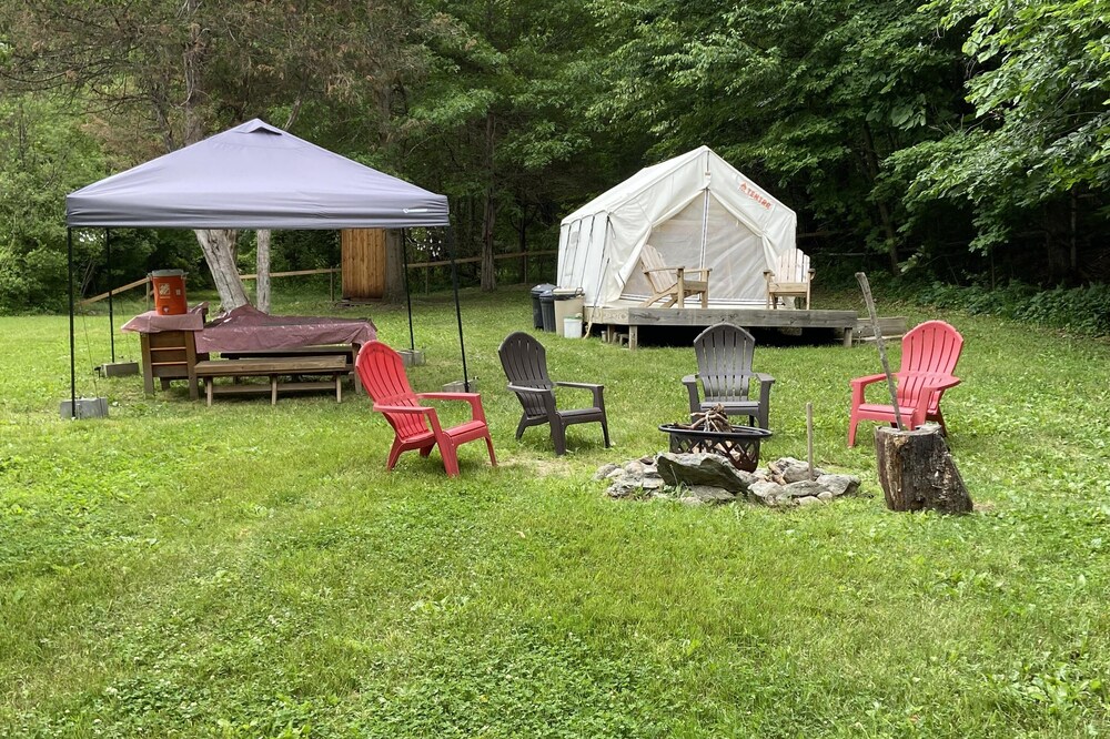 Tentrr Signature Site - Honey Pot Farm Pond Paradise