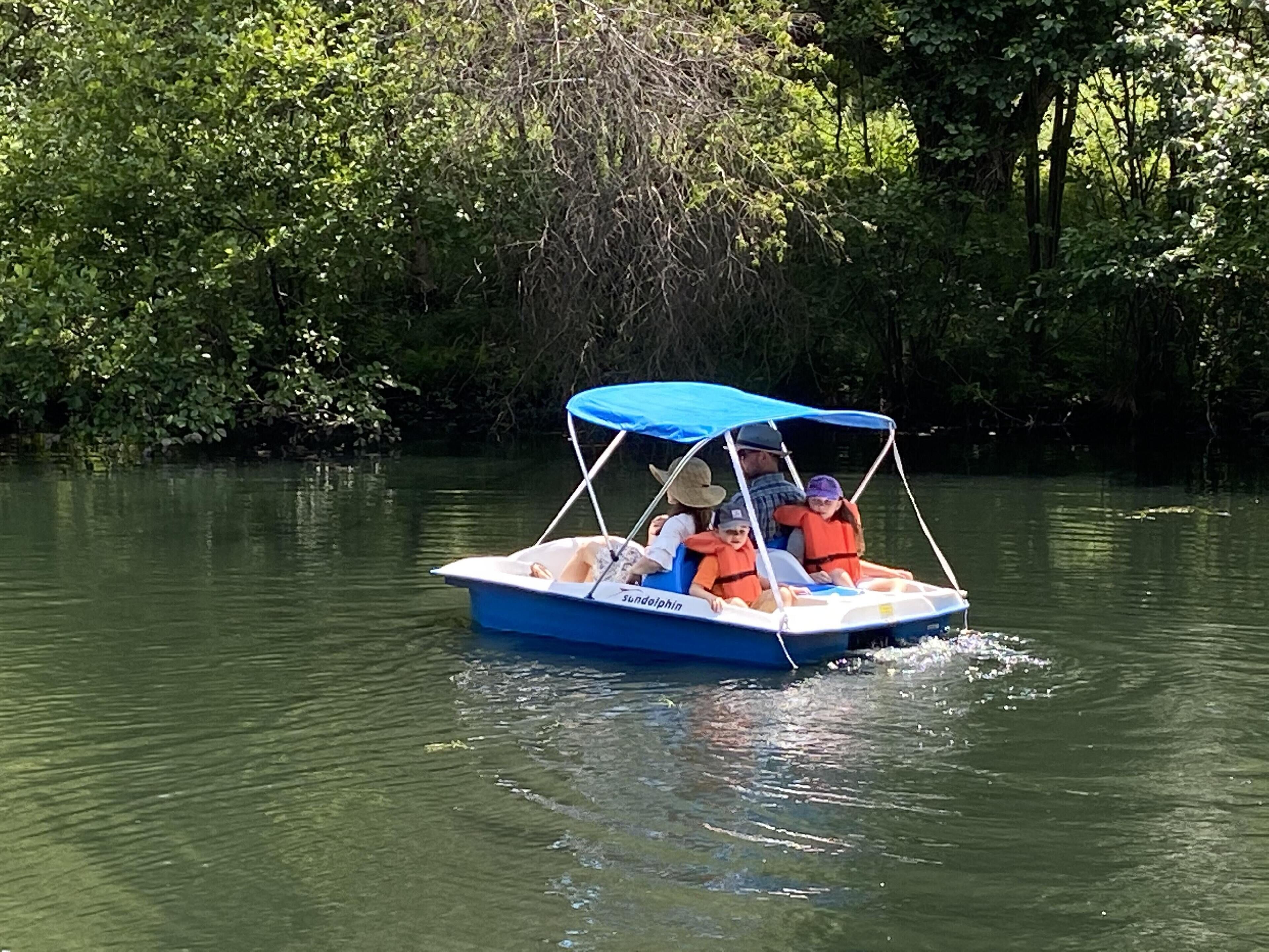 Tentrr Signature Site - Honey Pot Farm Pond Paradise