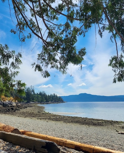 Frolander Bay Resort - Tiny Home