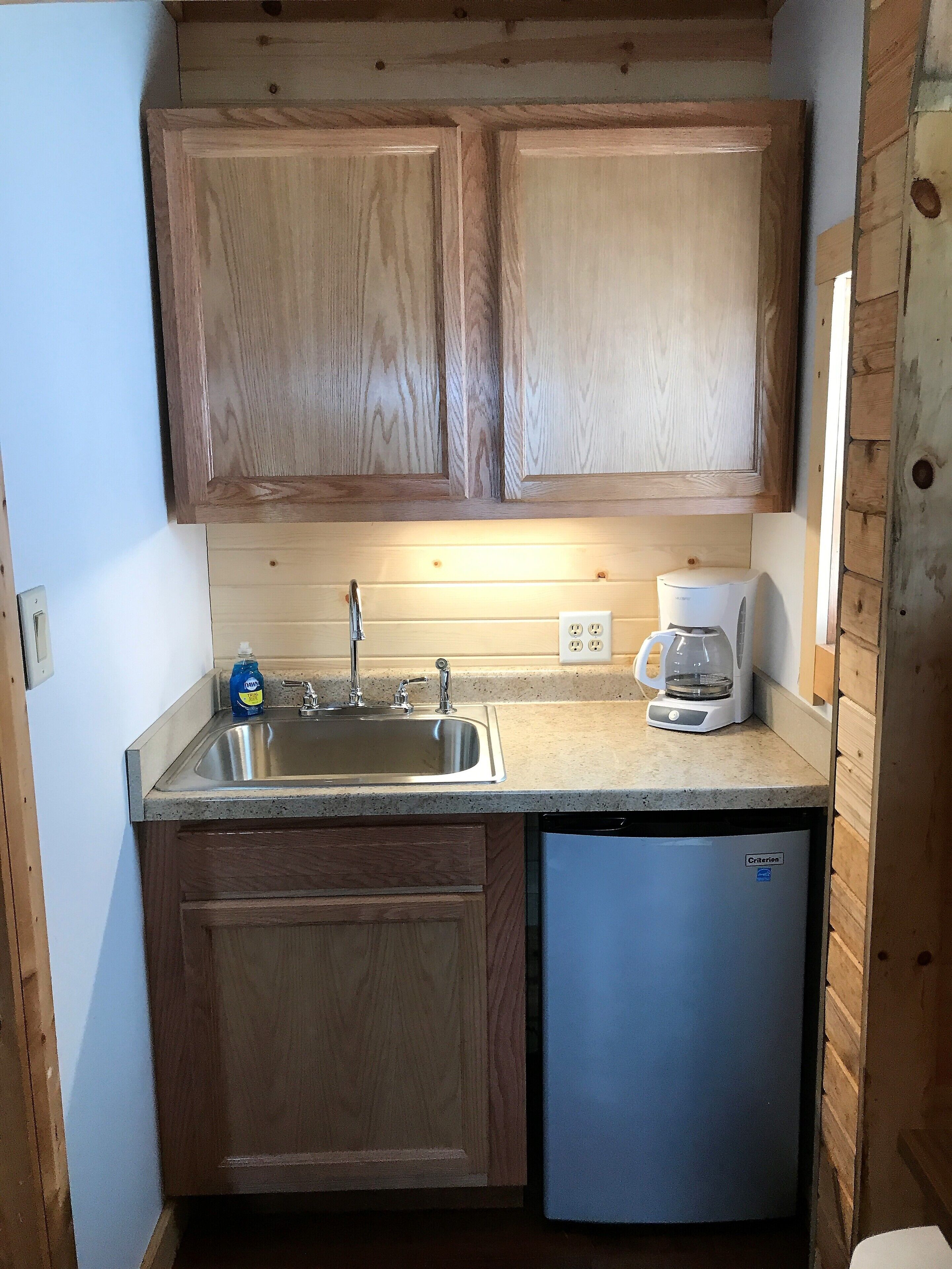 The Scout Cabin! Secluded With A Great View.