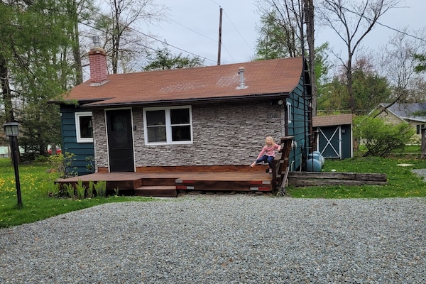 Front of the cabin at 106 Perry Rd. Greentown PA