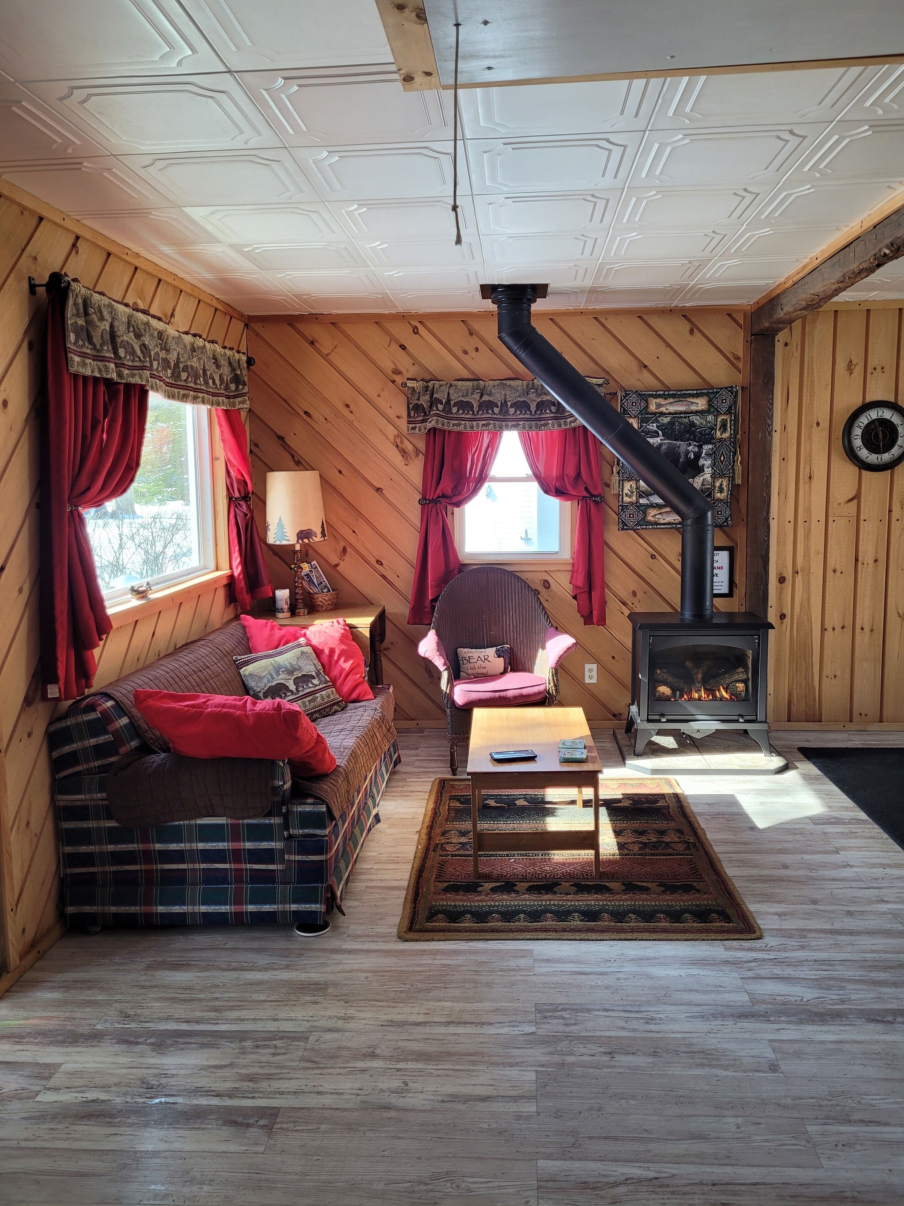 Autumn is beautiful in Promised Land!  There's still some room left, book now!