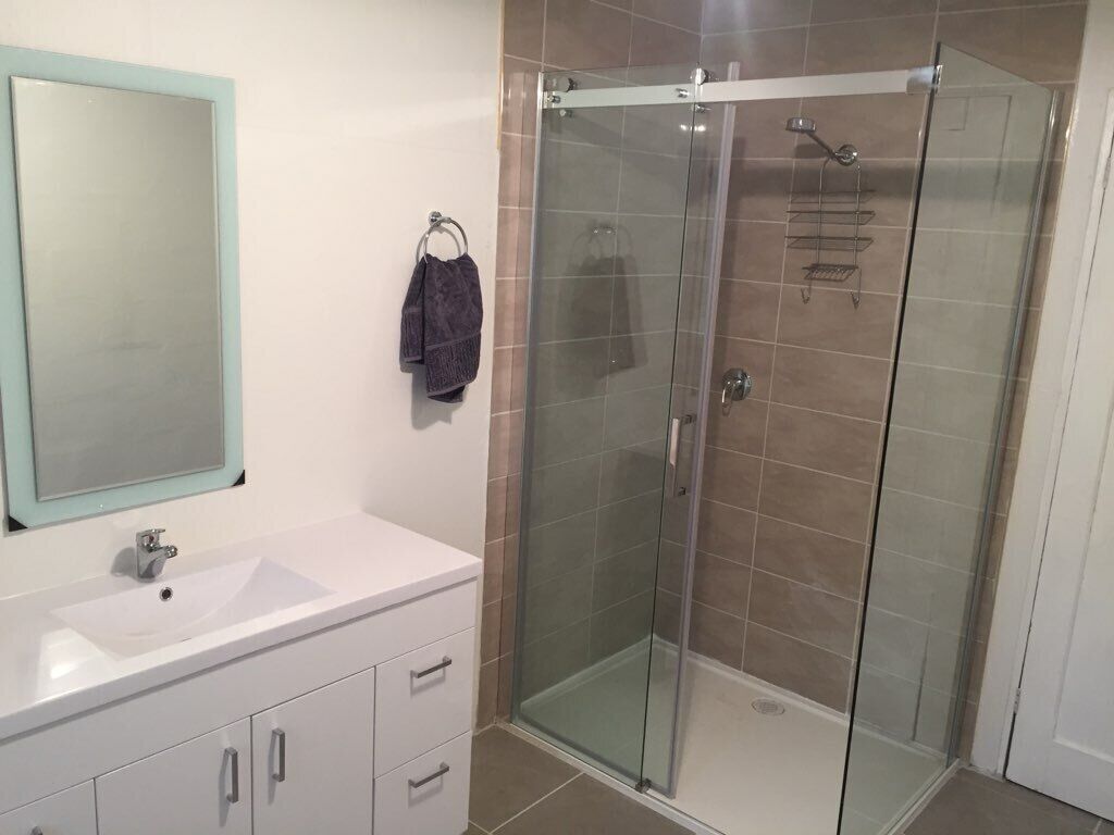 Towels, soap, shampoo, toilet paper