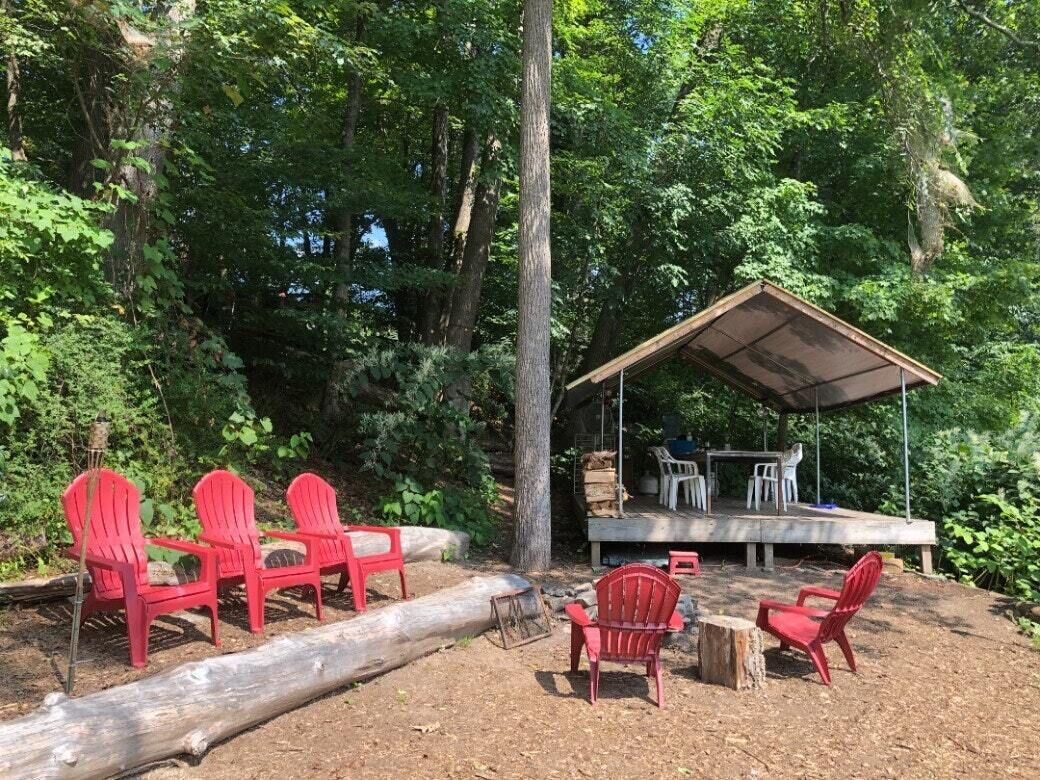 Tentrr Signature Site - River's Edge Sunset