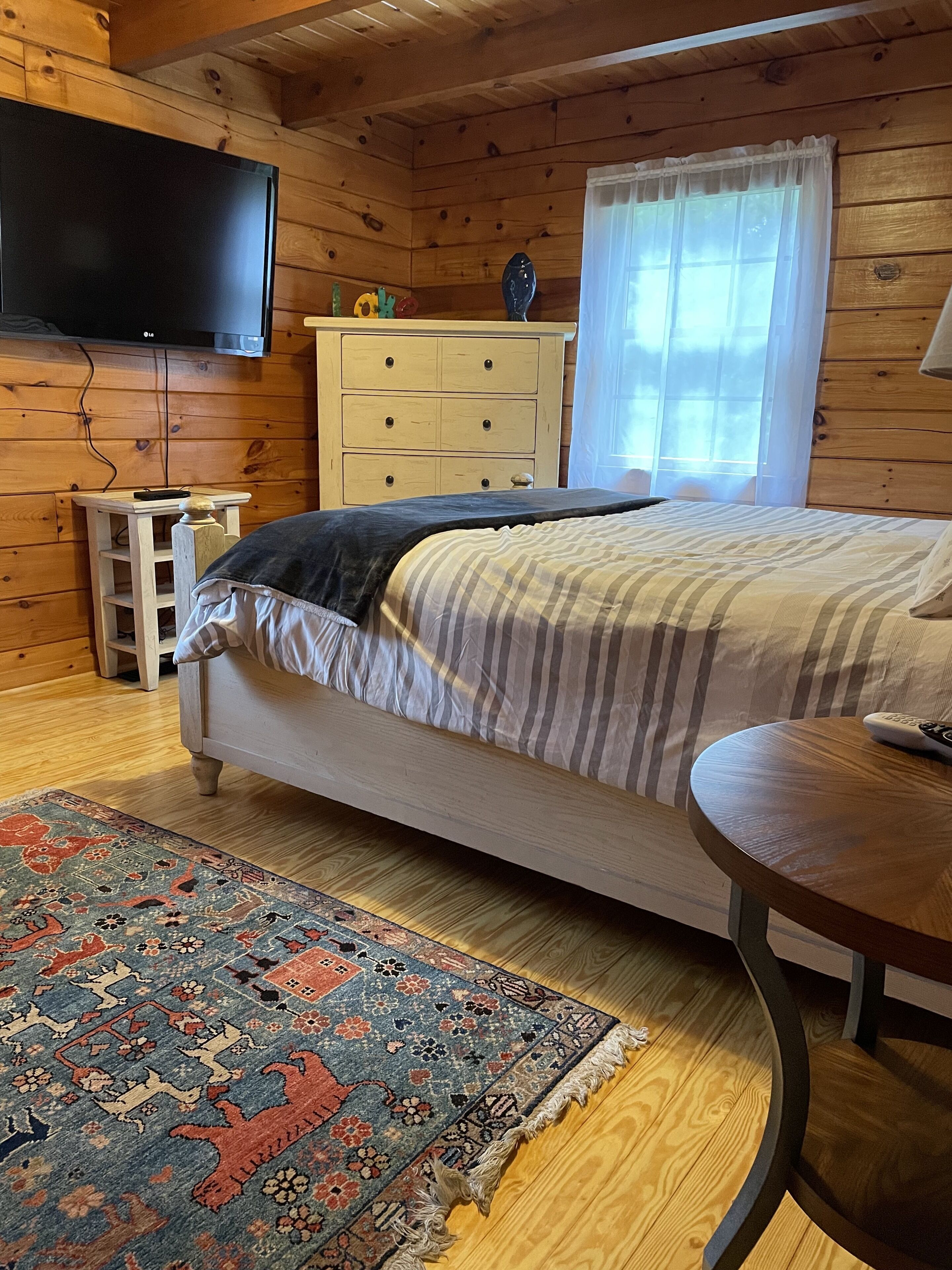 Rustic Chic Cabin In Southern Chester County PA