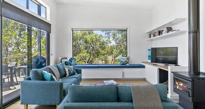 Namaste - Views, Great Location, Free WiFi