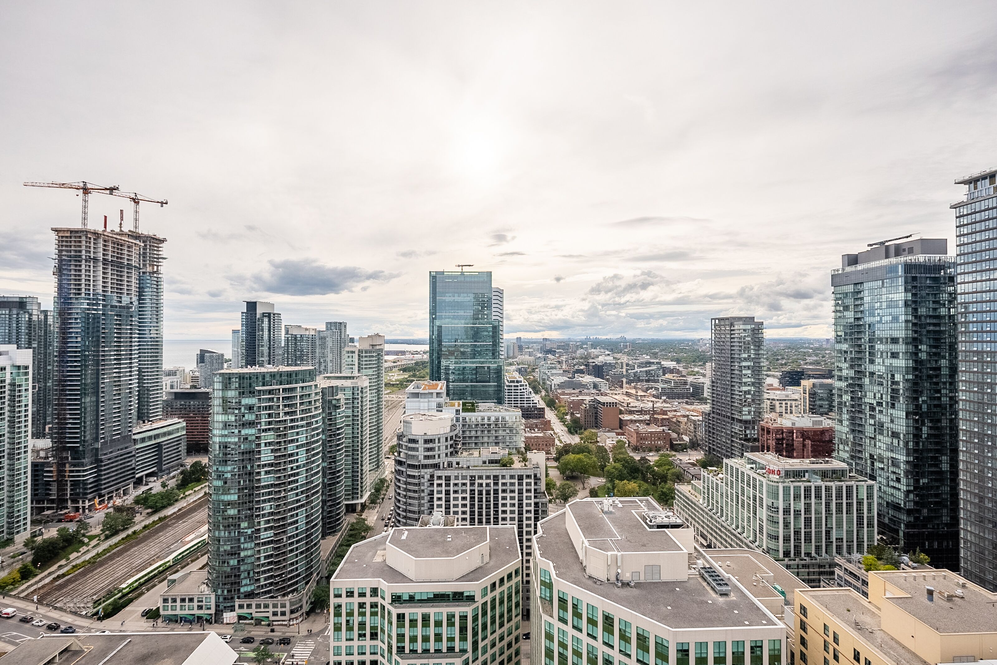 GLOBALSTAY. Modern Downtown Apartments