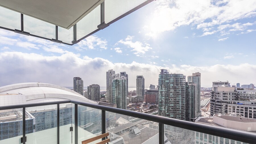 GLOBALSTAY. Modern Downtown Apartments