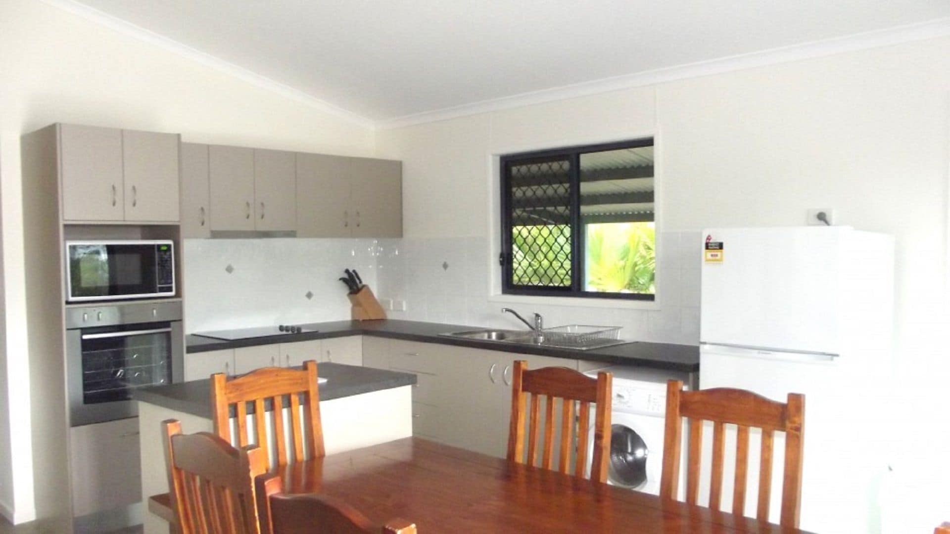 Dingo Beach House - quiet getaway