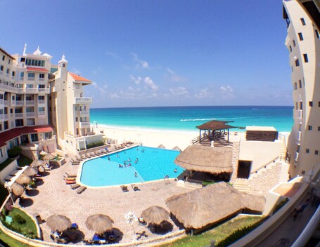 cancun oceanfront rentals
