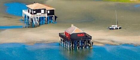 Plage à proximité, chaises longues